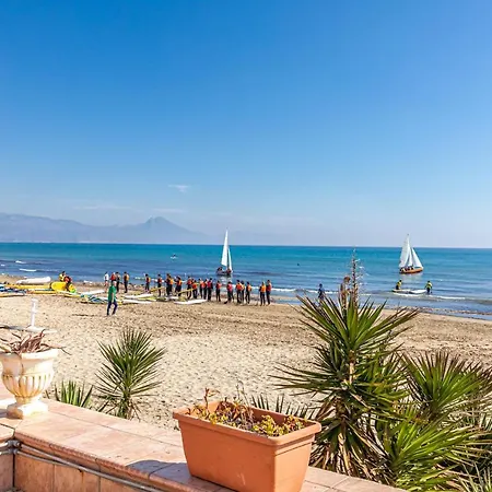 Beachfront Bliss: A Pie De Playa